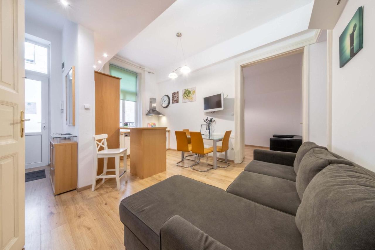 Anastasia 2 bedrooms apartment on Váci utca Budapest Exterior foto