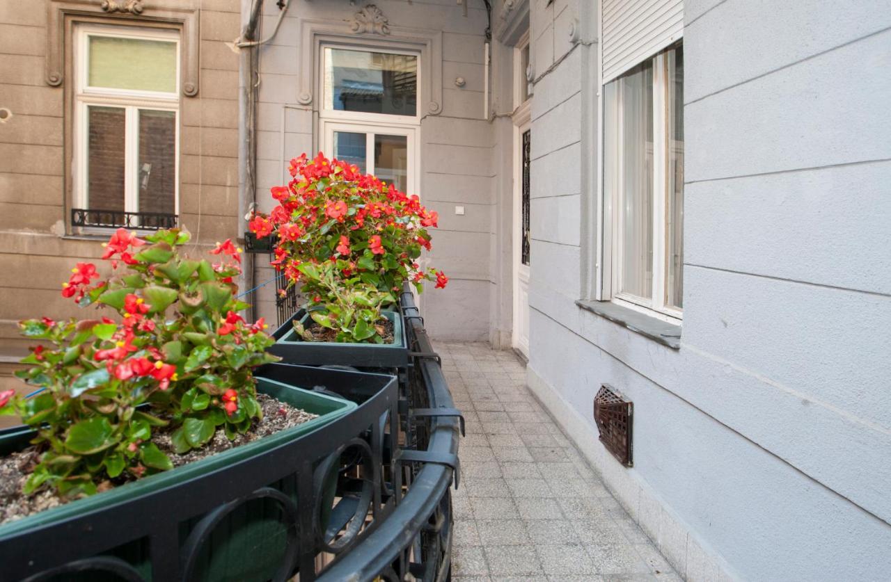 Anastasia 2 bedrooms apartment on Váci utca Budapest Exterior foto